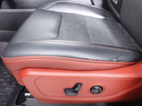 Used 2019 RAM 1500 Rebel image 30