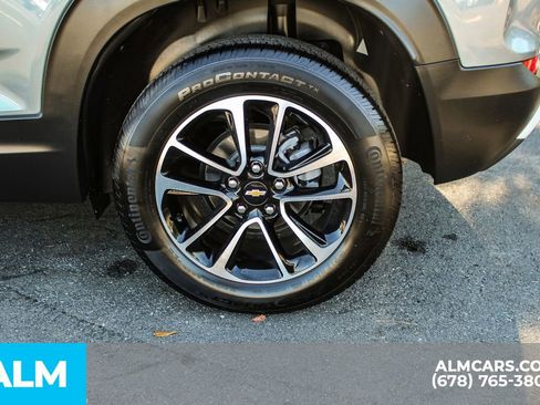 Used 2025 Chevrolet TrailBlazer LT image 16