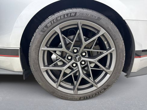 Used 2021 Ford Mustang Mach 1 w/ Mach 1 Handling Package image 11