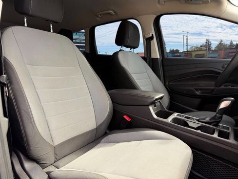 Used 2017 Ford Escape S FWD image 17