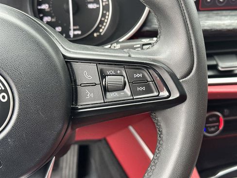 Used 2020 Alfa Romeo Stelvio w/ Nero Edizione image 24
