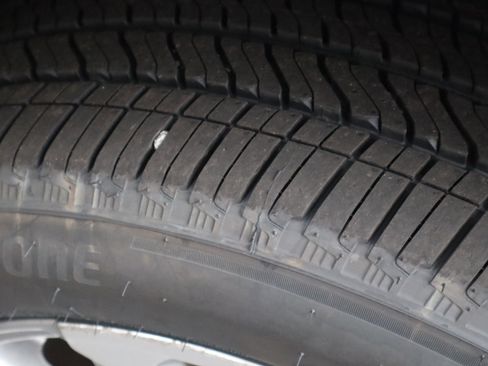 Used 2022 GMC Yukon XL Denali w/ Denali Ultimate Package image 11