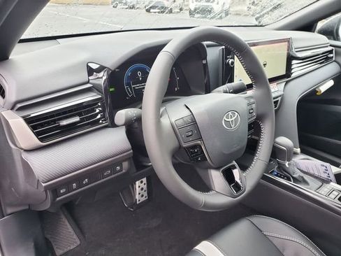 New 2026 Toyota Camry Hybrid image 18