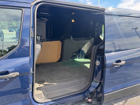 Used 2022 Ford Transit Connect XL FWD image 8