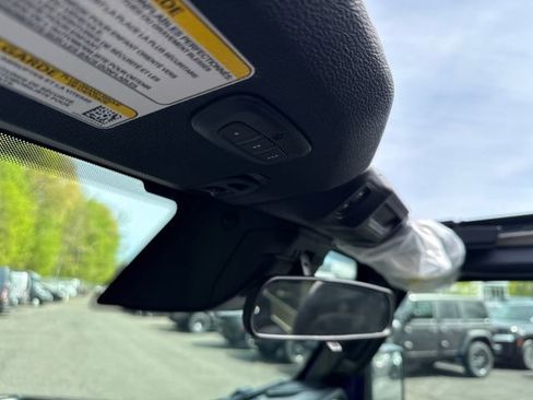 New 2026 Jeep Wrangler Willys AWD/4WD image 31