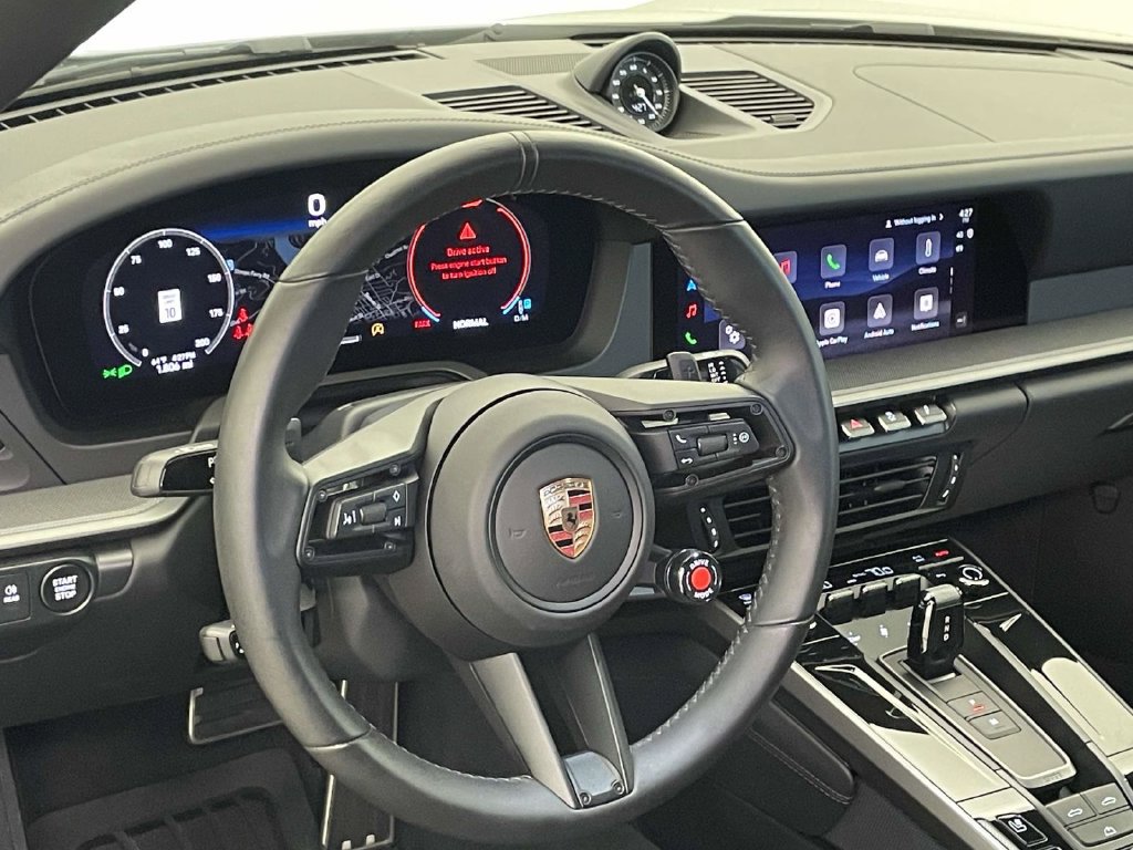 Used 2026 Porsche 911 Carrera RWD image 4