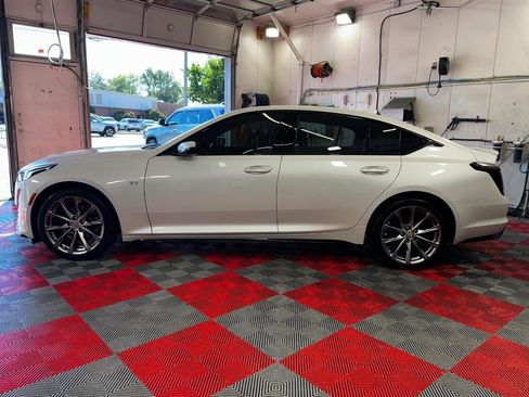 Used 2021 Cadillac CT5 Sport image 4