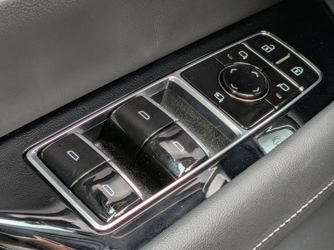 New 2027 Cadillac Vistiq Sport AWD/4WD image 24