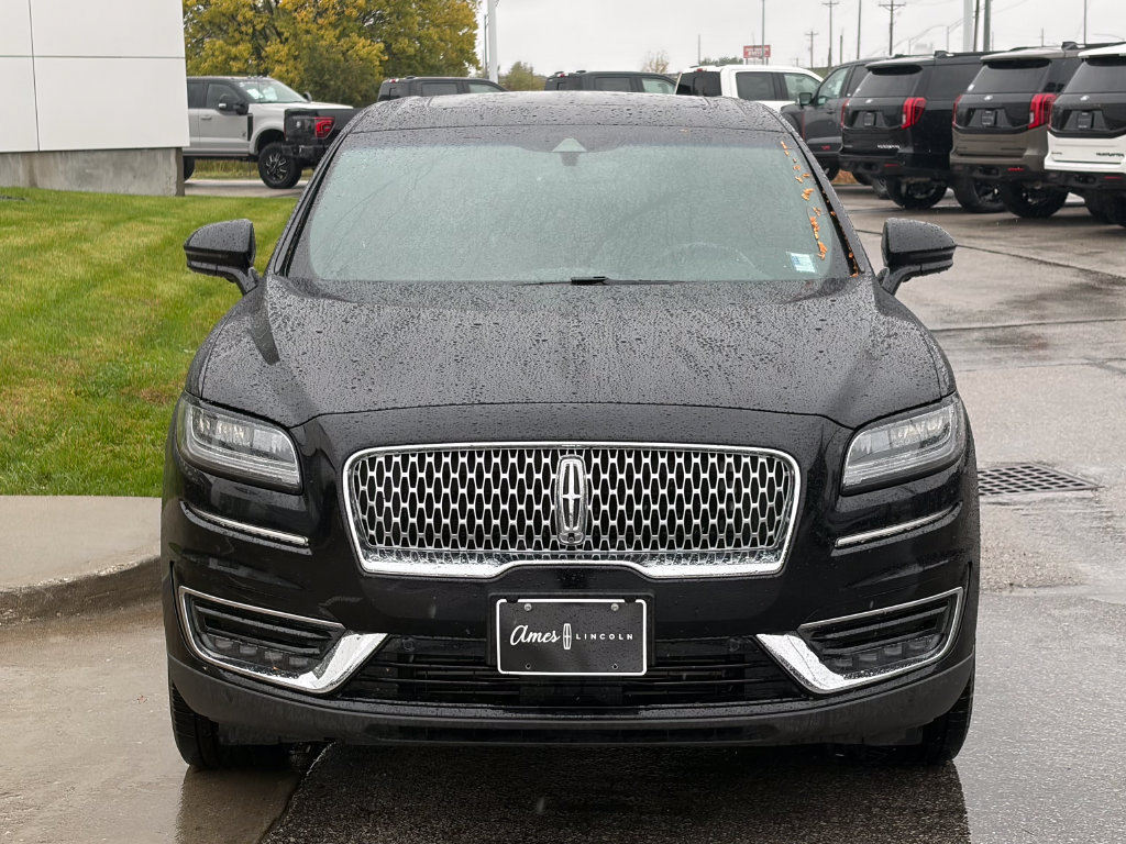 Used 2020 Lincoln Nautilus Reserve w/ Equipment Group 201A AWD/4WD image 8