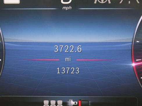 Certified 2024 Mercedes-Benz GLC 300 4MATIC image 33