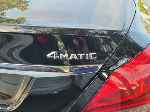 Used 2015 Mercedes-Benz C 300 4MATIC Sedan image 20