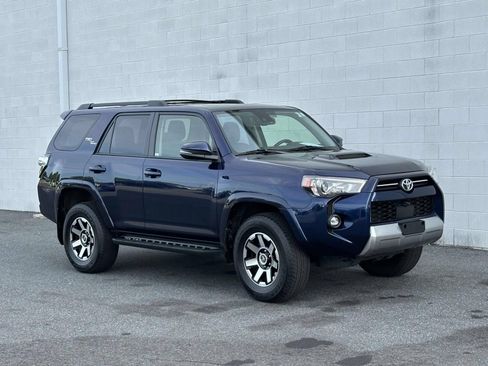 Used 2023 Toyota 4Runner TRD Off-Road Premium w/ Off Road Premium Plus Package AWD/4WD image 7