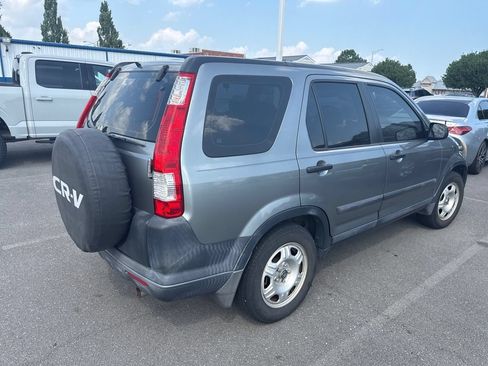 Used 2005 Honda CR-V LX image 7