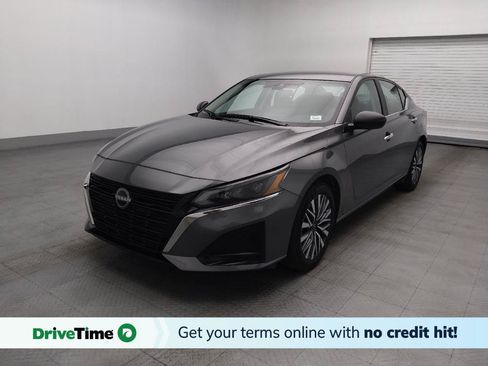 Used 2025 Nissan Altima 2.5 SV FWD image 1