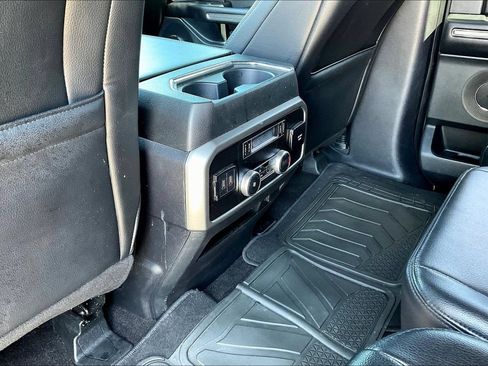 Used 2020 Ford Expedition Max XLT w/ Equipment Group 202A RWD image 22