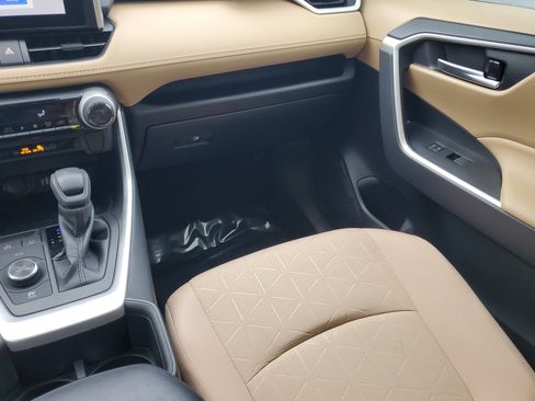 Certified 2023 Toyota RAV4 XLE image 18