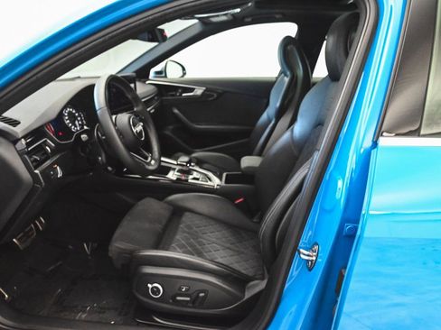 Used 2022 Audi S4 Premium w/ Convenience Package image 30