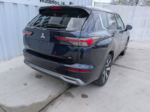 Used 2025 Mitsubishi Outlander SE AWD/4WD image 17