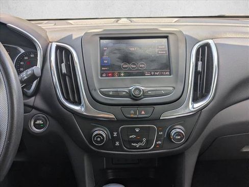 Used 2023 Chevrolet Equinox LT FWD image 10