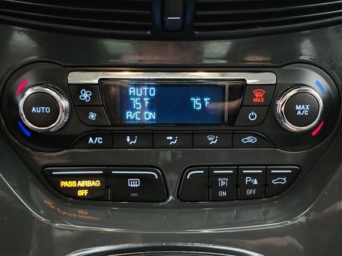 Used 2015 Ford Escape Titanium w/ Equipment Group 301A AWD/4WD image 18