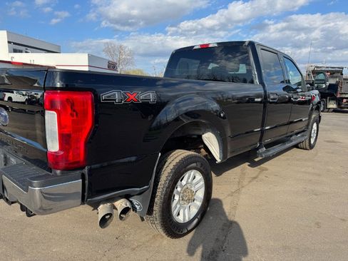 Used 2018 Ford F350 XLT image 11