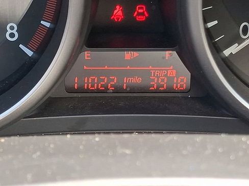 Used 2013 MAZDA MAZDA5 Sport FWD image 22
