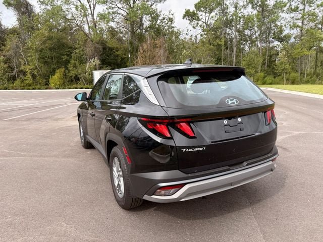 Used 2026 Hyundai Tucson SE FWD image 14