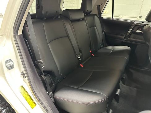 Used 2019 Toyota 4Runner TRD Off-Road Premium image 20