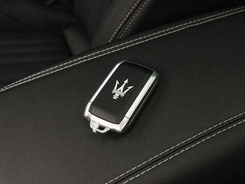 New 2025 Maserati Grecale GT AWD/4WD image 20