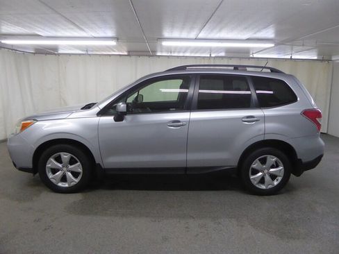 Used 2015 Subaru Forester 2.5i Premium w/ Popular Package #2 image 4