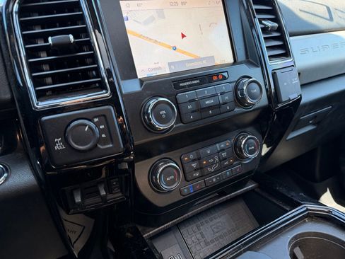 Used 2021 Ford F250 Lariat AWD/4WD image 37
