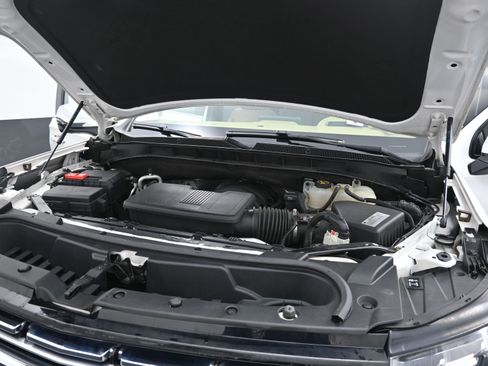 Used 2021 Chevrolet Tahoe Premier w/ Premium Package image 31