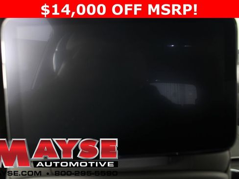 New 2026 GMC Yukon XL AT4 Ultimate AWD/4WD image 23