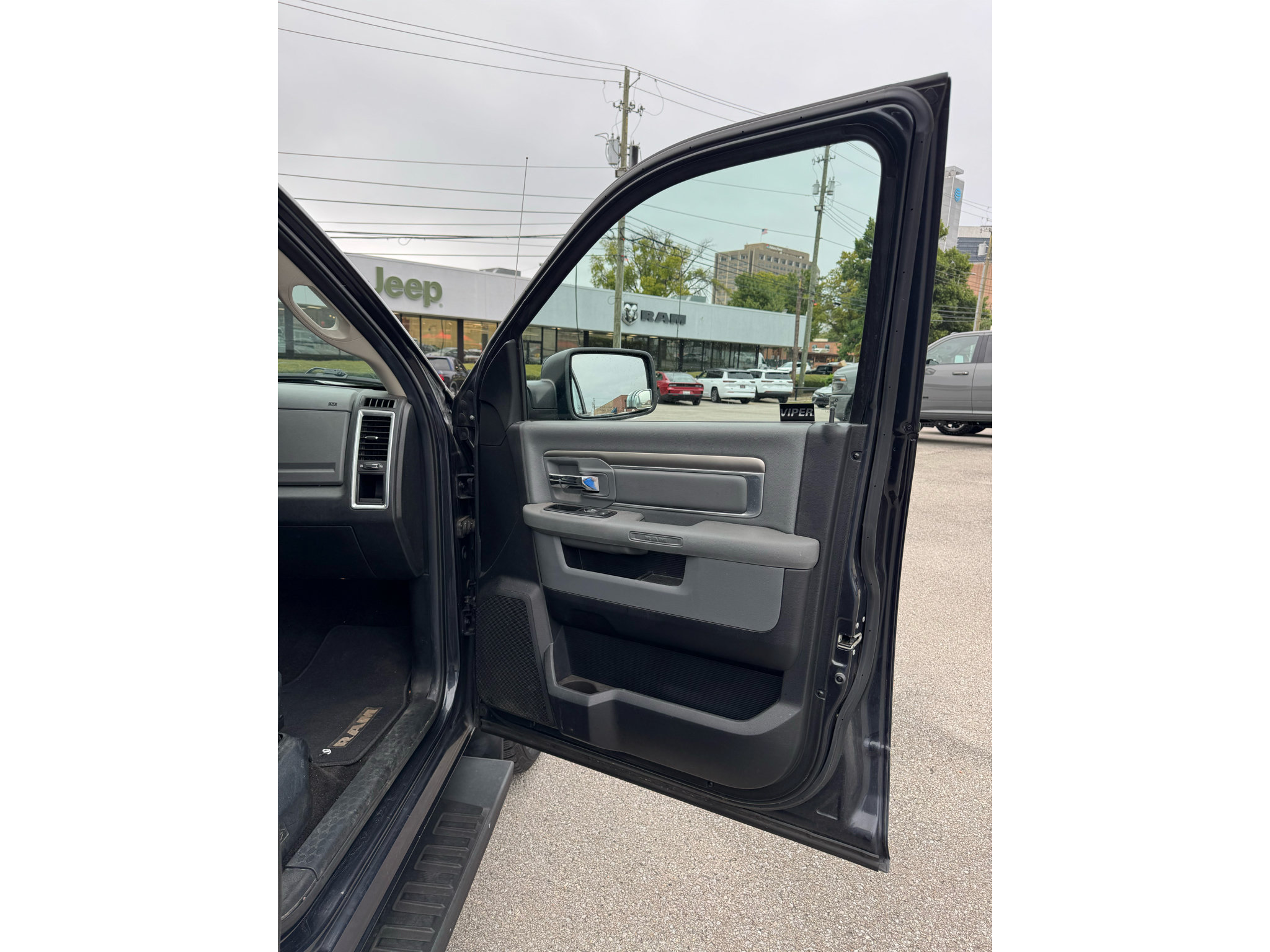 Used 2015 RAM 1500 Big Horn AWD/4WD image 15