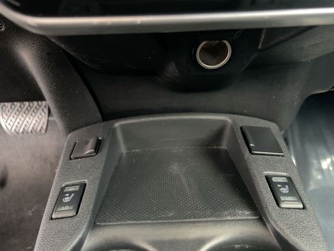 Used 2016 Nissan Leaf SV image 29