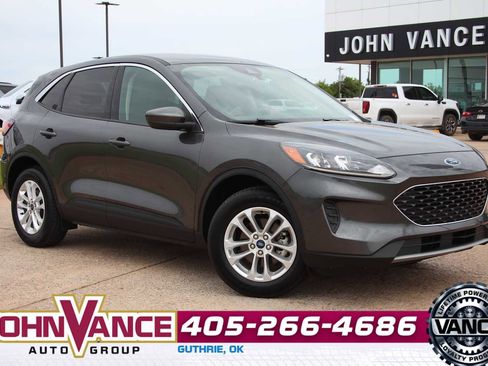 Used 2020 Ford Escape SE FWD image 1