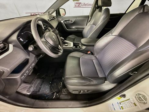Certified 2021 Toyota RAV4 XSE AWD/4WD image 26