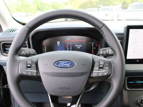 New 2026 Ford Maverick Lobo AWD/4WD image 4