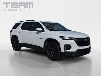 Used 2023 Chevrolet Traverse RS w/ LPO, Floor Liner Package AWD/4WD video 1