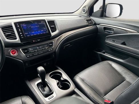 Used 2019 Honda Ridgeline RTL-T image 24