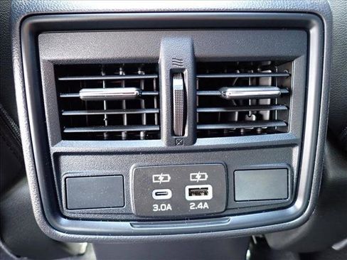 Used 2025 Subaru Forester Premium w/ Convenience Package #1 AWD/4WD image 10