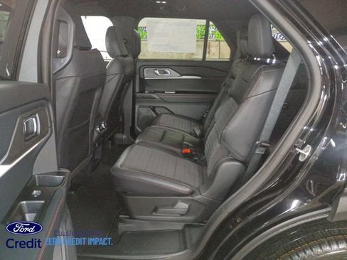 New 2026 Ford Explorer ST-Line w/ ST-Line Street Pack AWD/4WD image 8