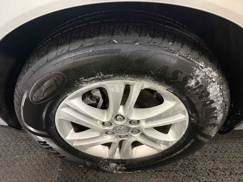 Used 2020 Buick Enclave Essence w/ Sound and Sites Package image 8