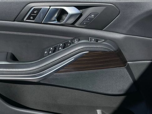 Used 2023 BMW X5 sDrive40i image 22