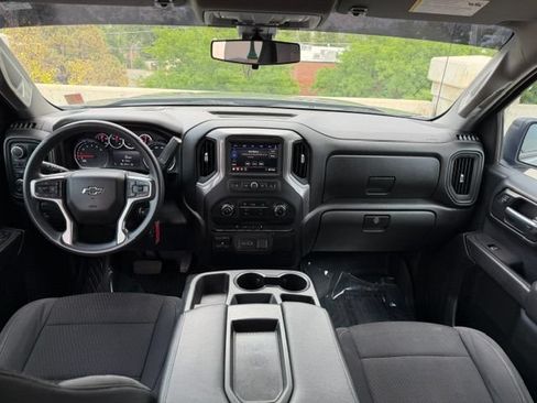 Used 2021 Chevrolet Silverado 1500 Custom Trail Boss w/ Safety Confidence Package AWD/4WD image 15
