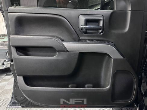 Used 2017 Chevrolet Silverado 1500 LT w/ All Star Edition AWD/4WD image 31