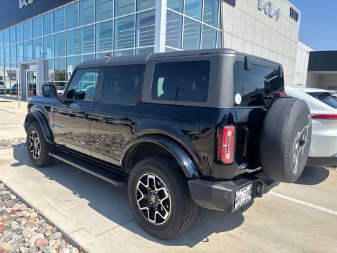 Used 2024 Ford Bronco Outer Banks AWD/4WD image 4