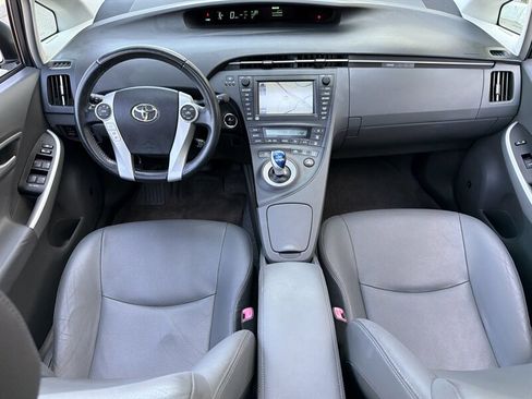 Used 2011 Toyota Prius Four w/ Solar Roof Pkg FWD image 12