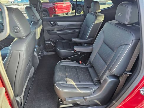 New 2025 Buick Enclave Sport Touring w/ Power Package image 18