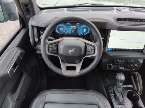 New 2025 Ford Bronco Badlands AWD/4WD image 16